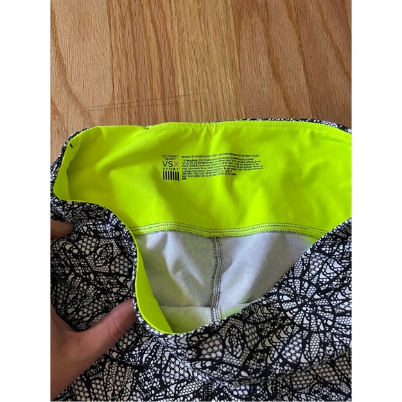 VSX SPORT KNOCKOUT CROP - Picture 8 of 8